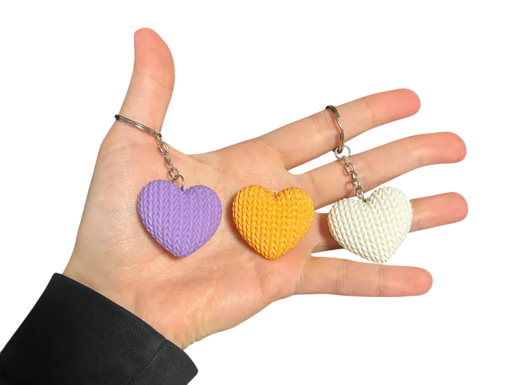 Corazón Tejido – Llavero Dulce y Personalizable